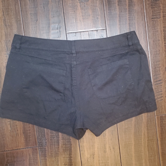 Forever 21 Shorts sz Medium - Picture 3 of 3